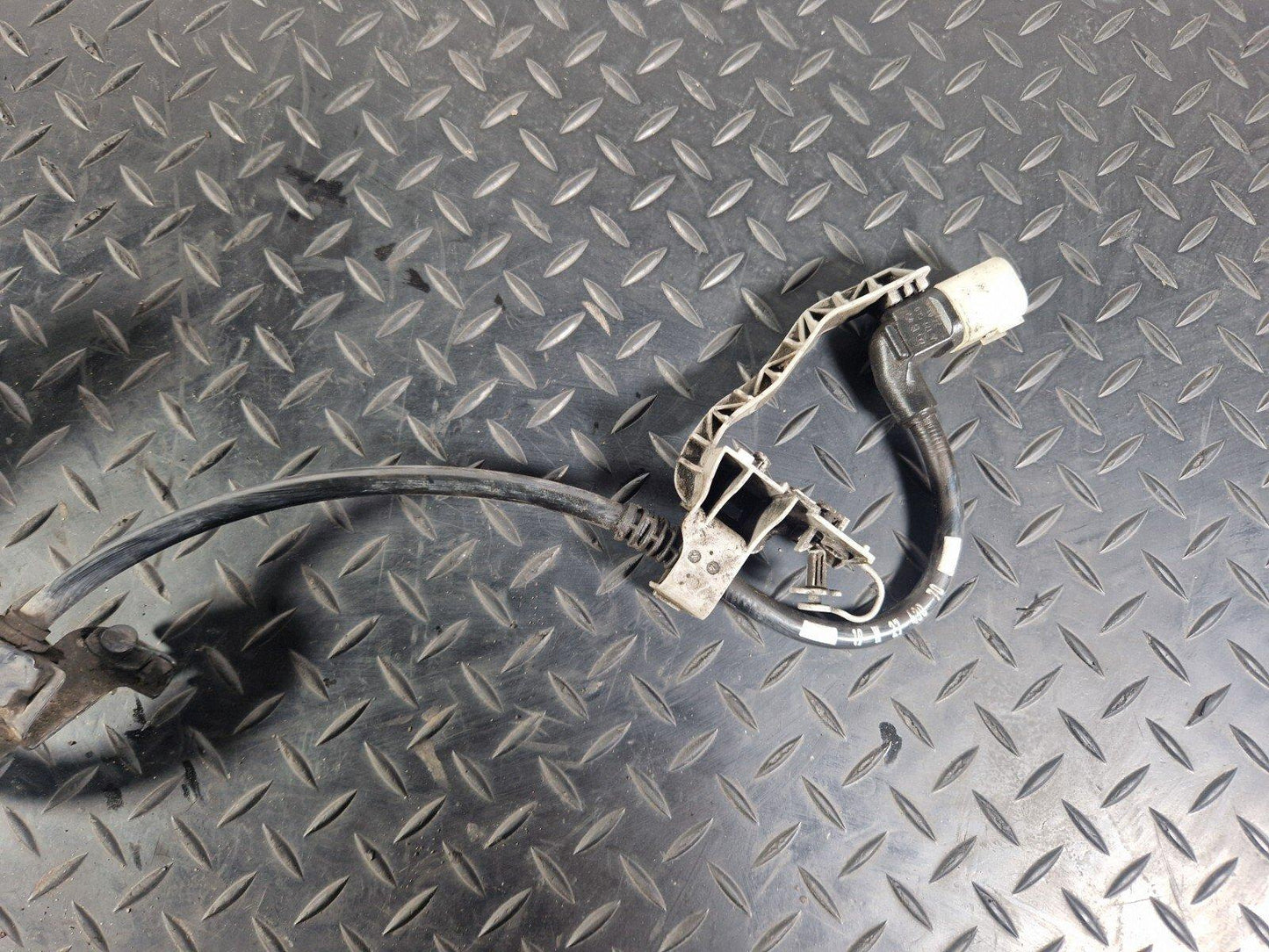 18-ON MERCEDES BENZ W177 O/S/R REAR DRIVER SIDE ABS WIRING LOOM A2475461800
