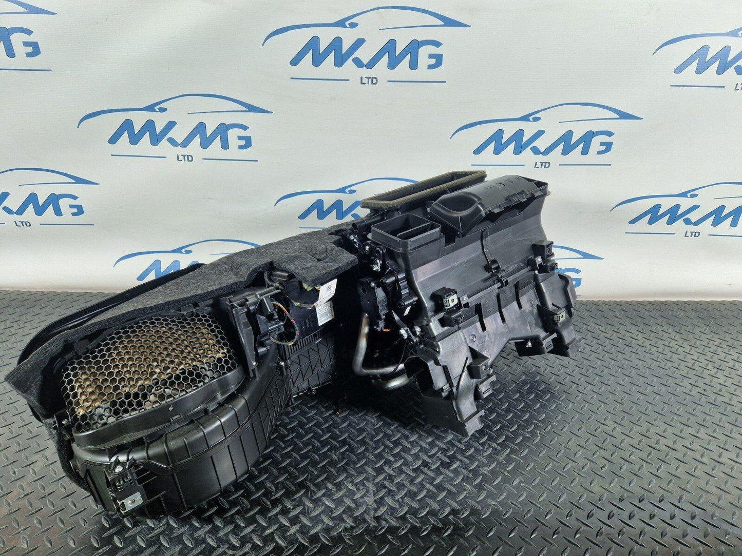 14-21 MERCEDES C-CLASS W205 INTERIOR HEATER MATRIX CORE & A/C CONTROL MODULE