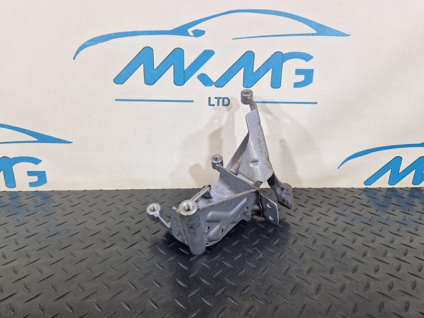 10-17 AUDI A8 4H ENGINE MOUNT BRACKET RETAINER PLATE 4H0399059C