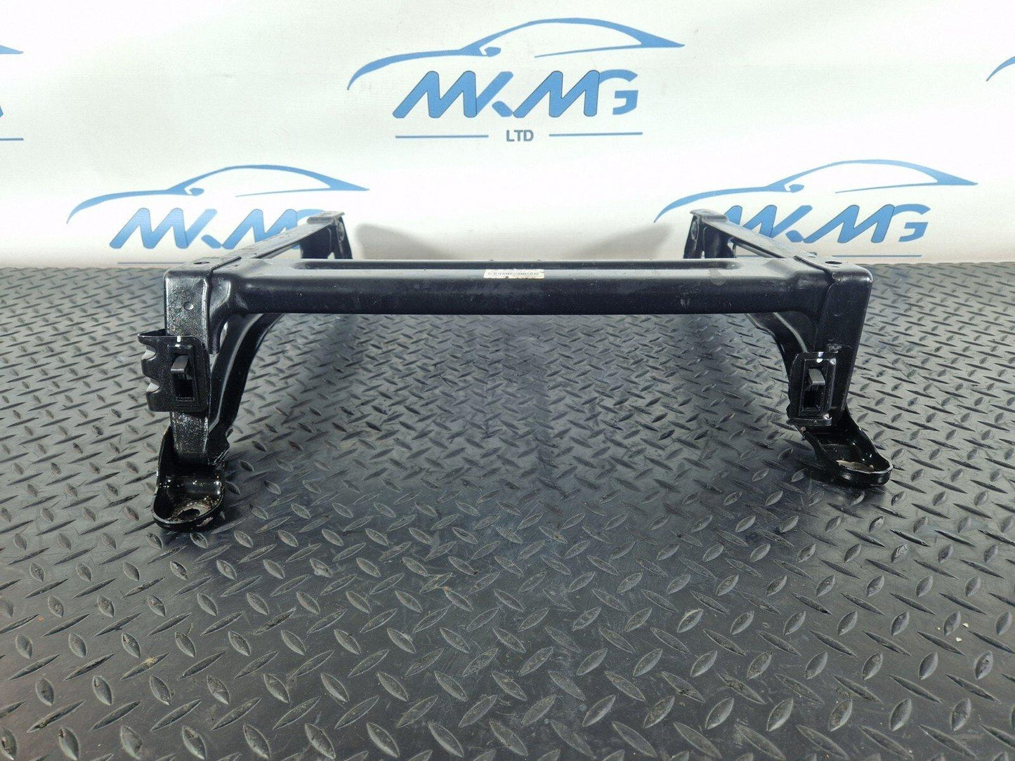 10-15 AUDI Q7 4L OEM FRONT NS LEFT SEAT MOUNTING BASE BRACKET 7L0881677G