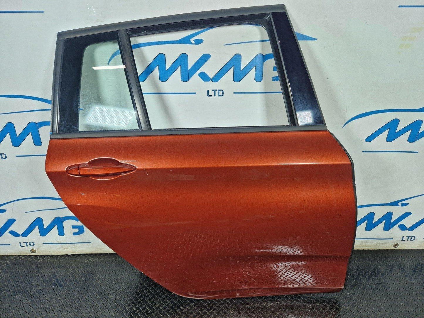 14-21 BMW 2 SERIES GRAN TOURER F46 REAR RIGHT O/S/R COMPLETE DOOR (DAMAGED)