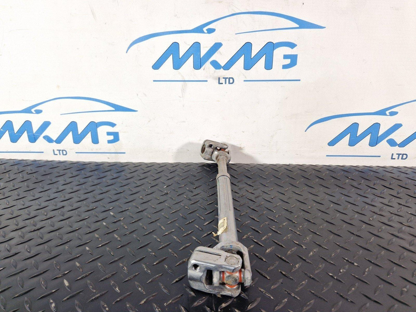 11-19 MERCEDES BENZ GLE500 W166 GENUINE STEERING COLUMN SHAFT JOINT A1664600610