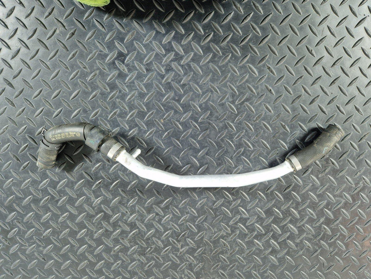 14-21 MERCEDES BENZ C200d W205 GENUINE OEM COOLANT HOSE PIPE A2058303302