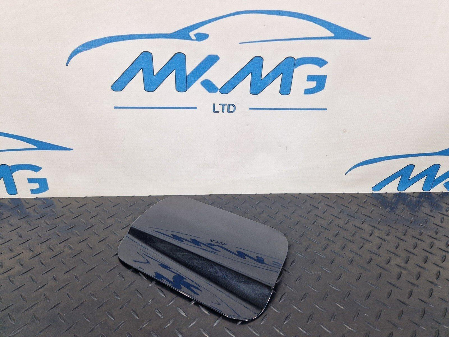 11-18 BMW 6 SERIES F06 GENUINE FUEL TANK FILLER FLAP CAP LID COVER