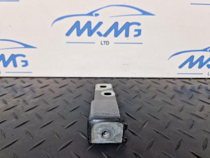 16-19 AUDI A4 B9 GENUINE FRONT LEFT PASSENGER SIDE WING BRACKET 8W0821433B