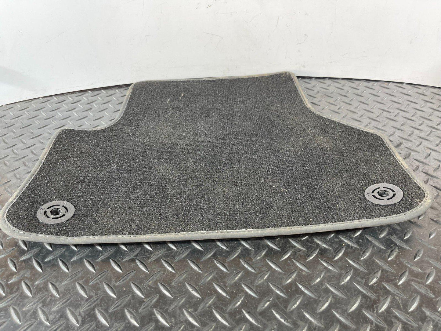 16-19 AUDI A4 B9 SALOON GENUINE REAR FLOOR MAT CARPET 3C0864523