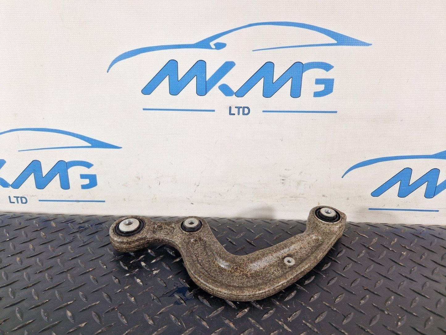 GENUINE AUDI A4 B9 A5 S5 F5 REAR LEFT OR RIGHT CONTROL ARM 8W0505361E