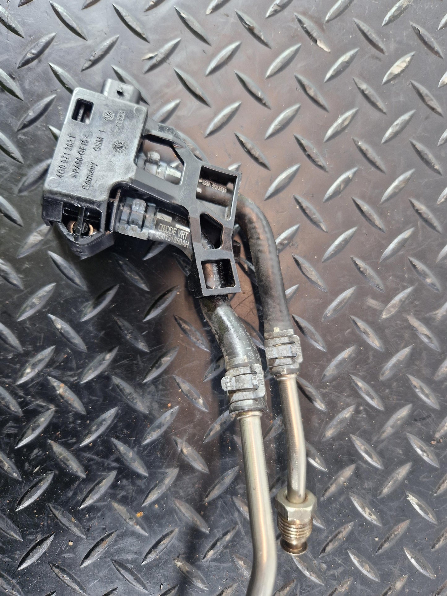 Audi A6 Allroad C7 Exhaust Gas Pressue Sensor 4G0971362F 4G0131850AH