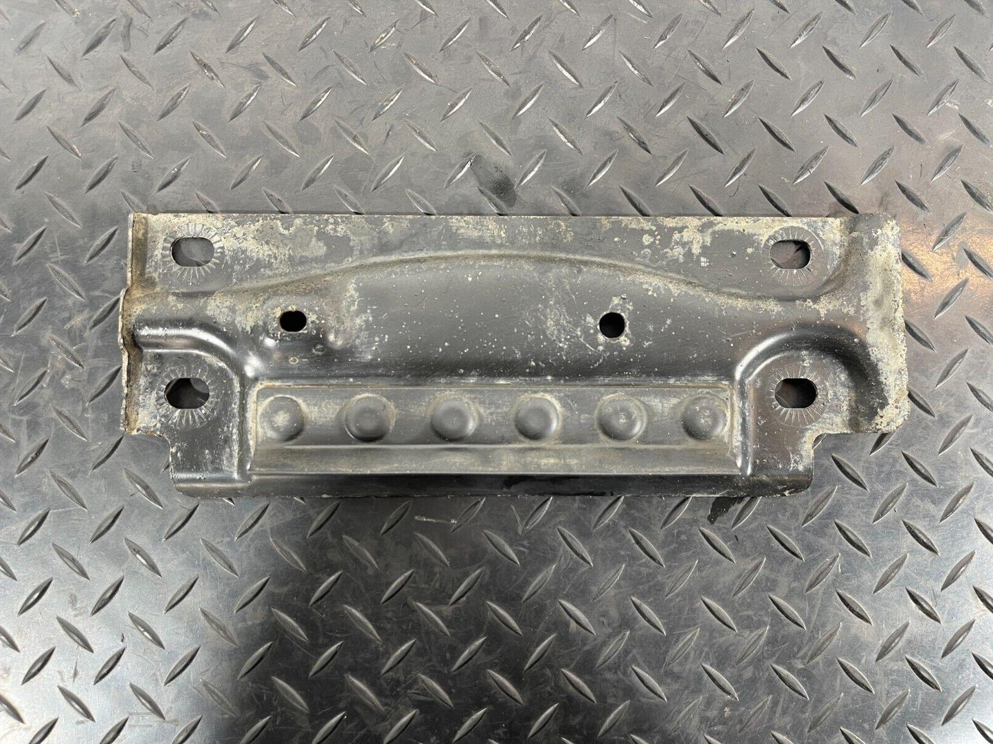 16-19 AUDI A4 B9 AVANT MUFFLER MOUNT BRACKET PLATE 8W0803183A