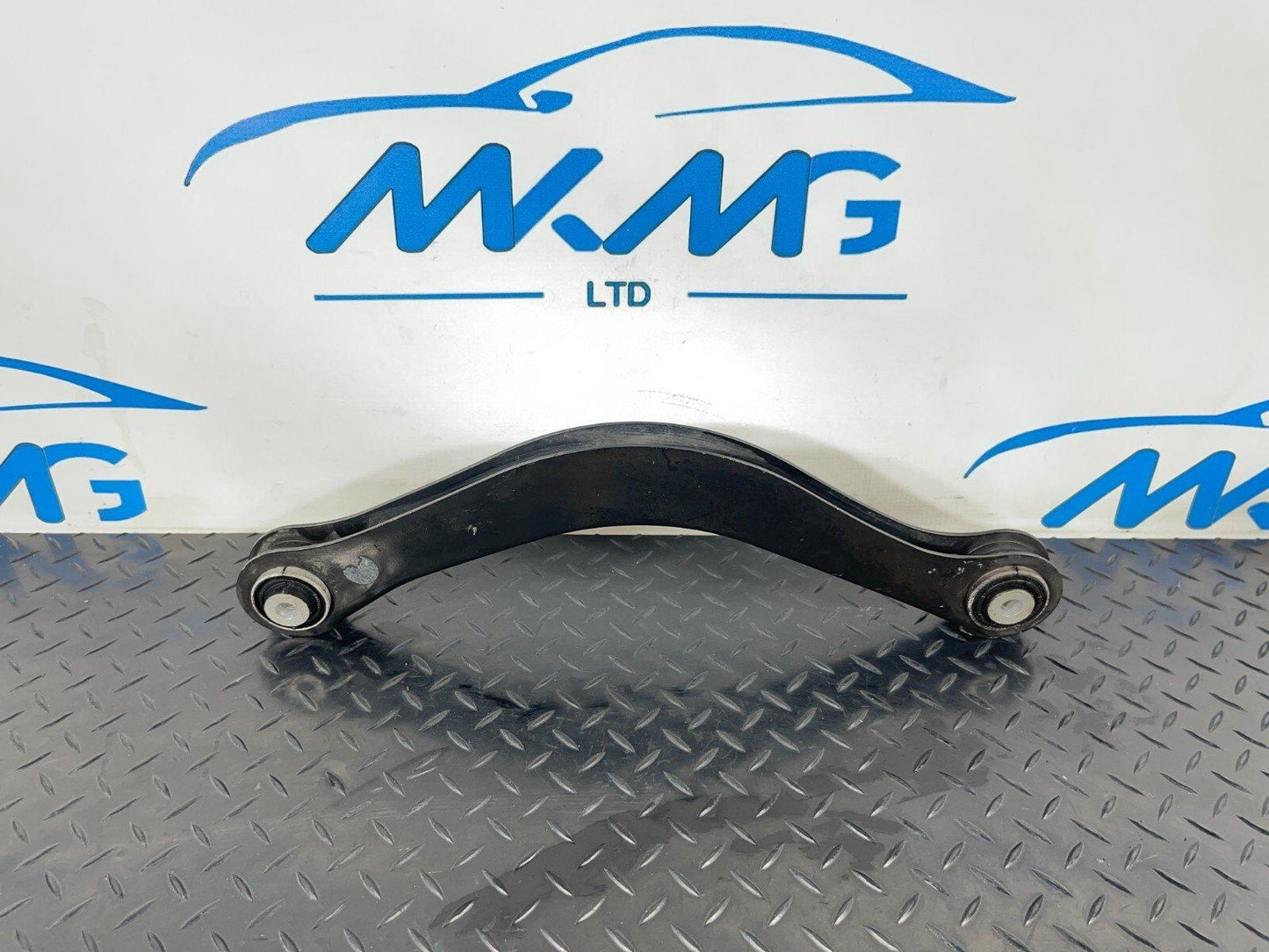 16-19 AUDI A4 B9 S-LINE QUATTRO WISHBONE UPPER CONTROL ARM REAR LEFT 8W0505371E