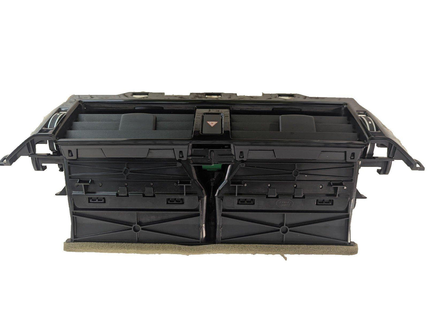 17-ON LAND ROVER DISCOVERY CENTER DASH VENT & HAZARD HY3201421AE HY3211K656AA