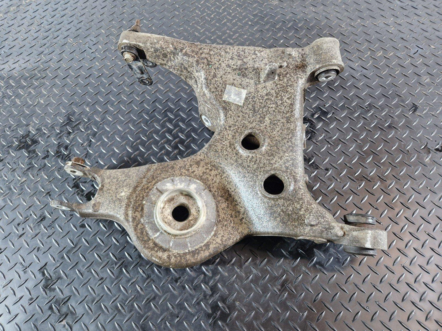 13-23 RANGE ROVER SPORT L494 REAR LEFT PASSENGER SIDE CONTROL ARM DPLA5B531AA