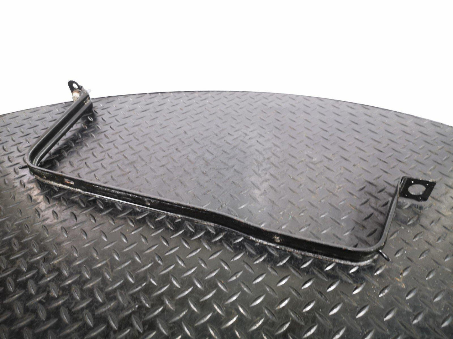 16-19 AUDI A4 B9 S-LINE GENUINE 1.4 TFSI FUEL TANK STRAP 8W0201653D