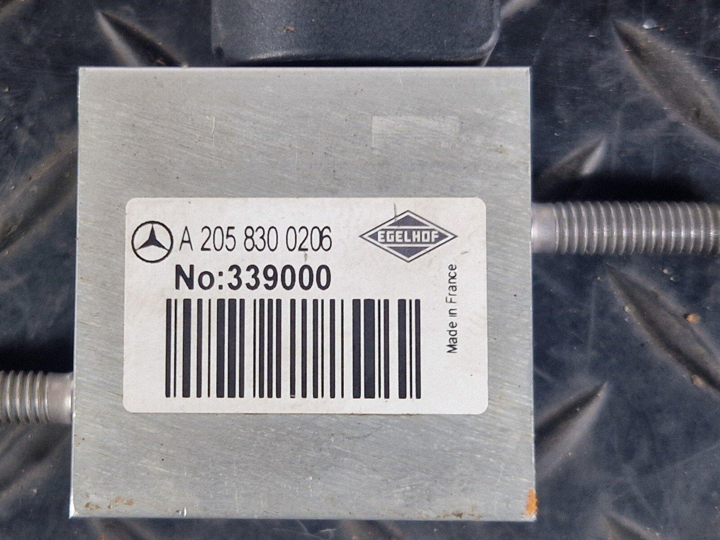 19-ON MERCEDES BENZ A CLASS EQ W177 AIR CONDITION EXPANSION VALVE A2058300206