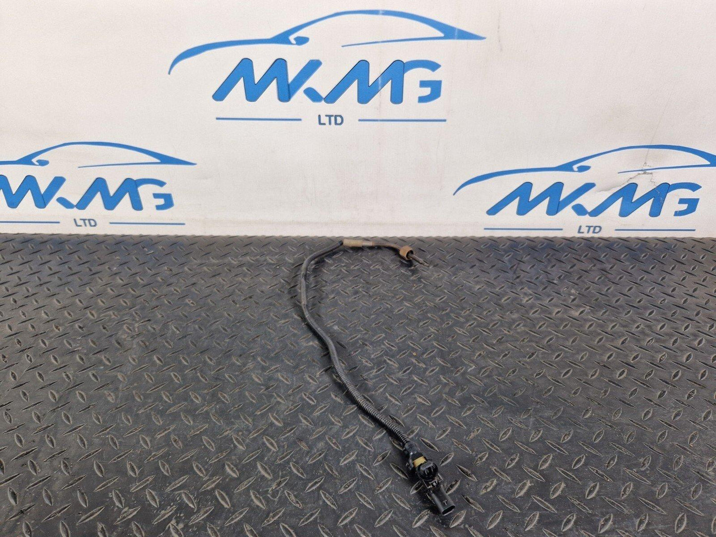 19-ON MERCEDES BENZ B CLASS W247 GENUINE LAMBDA SENSOR OXYGEN A0009057107