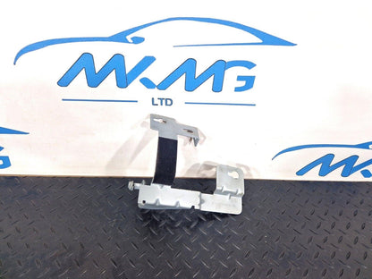 19-ON MERCEDES BENZ A CLASS EQ W177 WATER COOLER VALVE BRACKET A1775043700