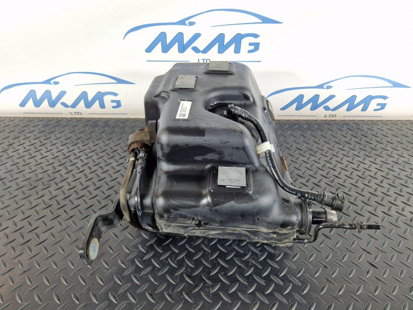 12-18 BMW 3 SERIES F30 F31 LCI GENUINE ADBLUE PASSIVE TANK 7399413