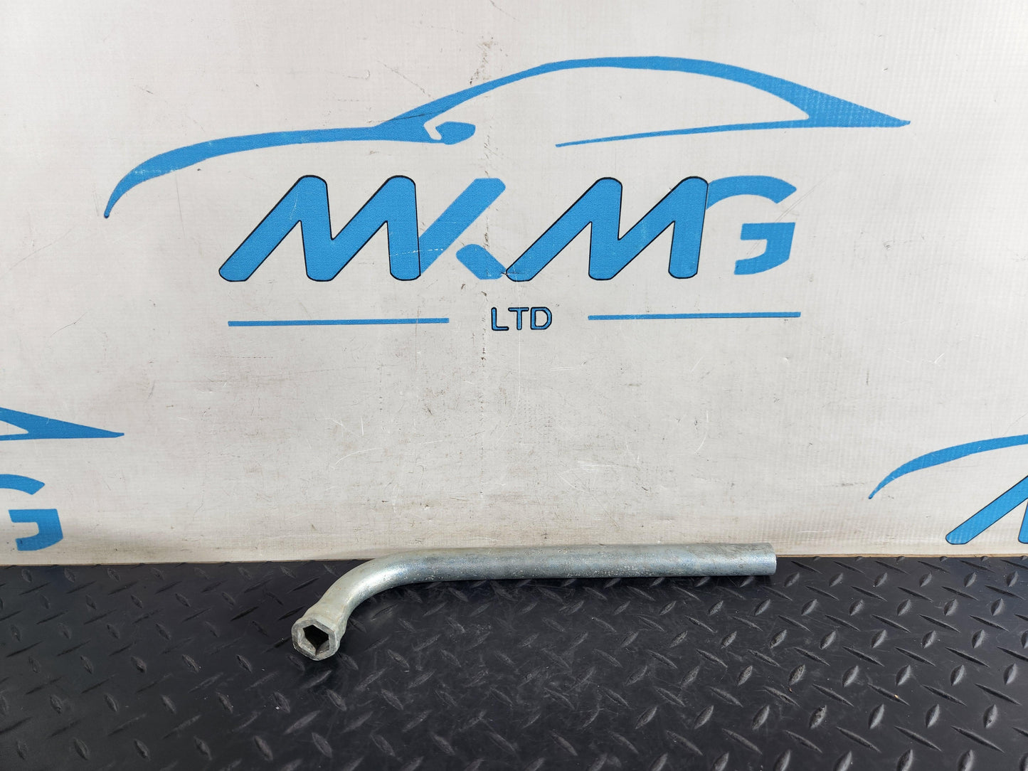 Skoda Octavia MK2 FL (1Z) Station Wagon Jack Tool Kit 1Z0012115B 1K0011031S