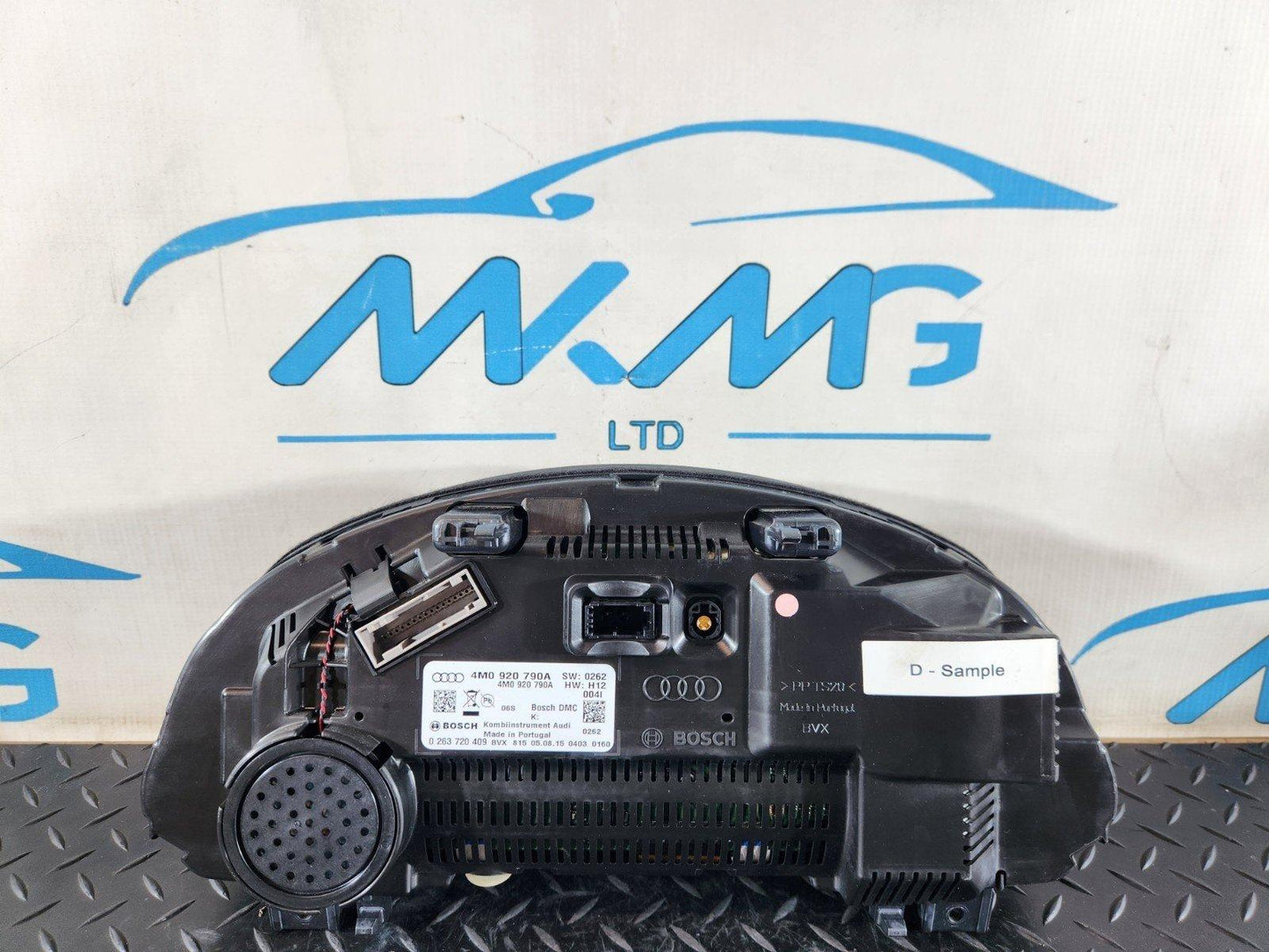 16-20 AUDI Q7 4M GENUINE INSTRUMENT CLUTSER SPEEDOMETER 4M0920790A (171K MILES)