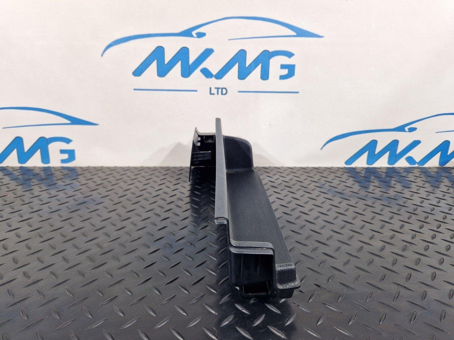 19-ON MERCEDES BENZ B CLASS W247 FRONT SEAT GUIDE RAIL COVER TRIM A2479190200