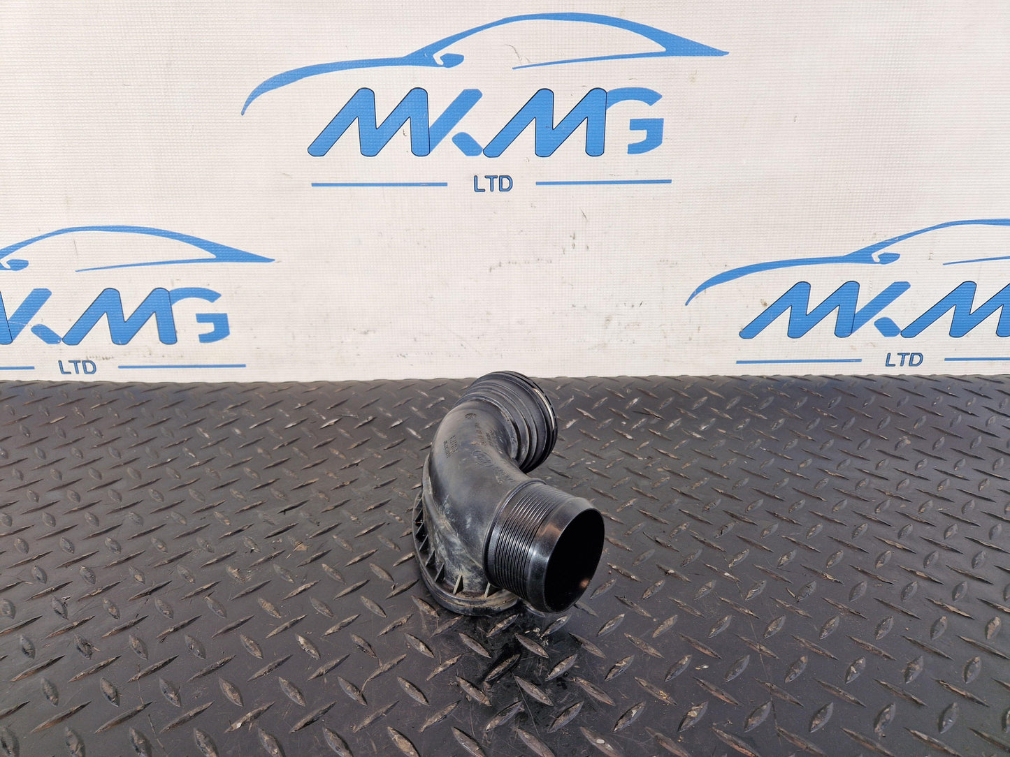 Land Rover Range Rover Evoque L551 2.0 Petrol Air Intake Pipe HJ32-6C780-AB