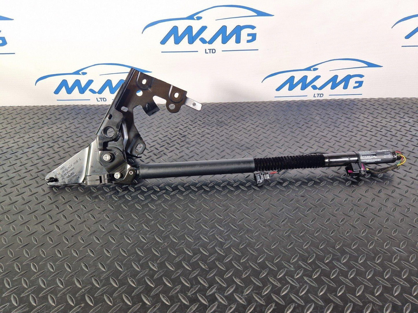 15-18 AUDI A7 4G OEM REAR RIGHT SIDE O/S ELECTRIC BOOT TAILGATE STRUT 4G8827852F