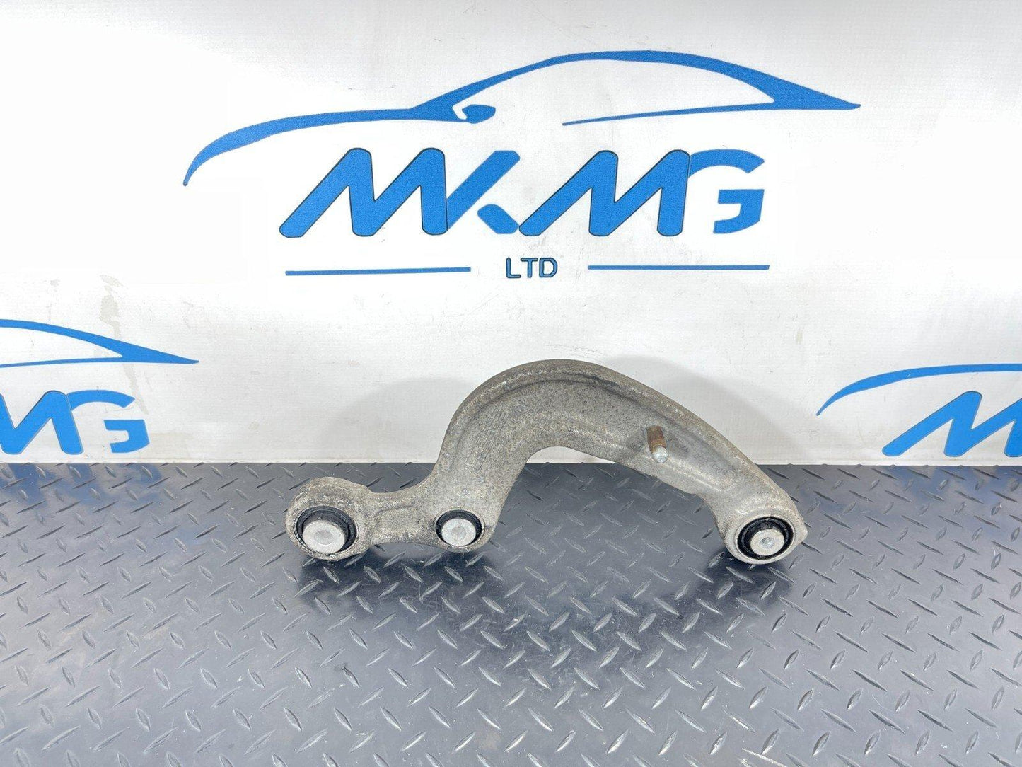 GENUINE AUDI A4 B9 A5 S5 F5 REAR LEFT OR RIGHT CONTROL ARM 8W0505361E
