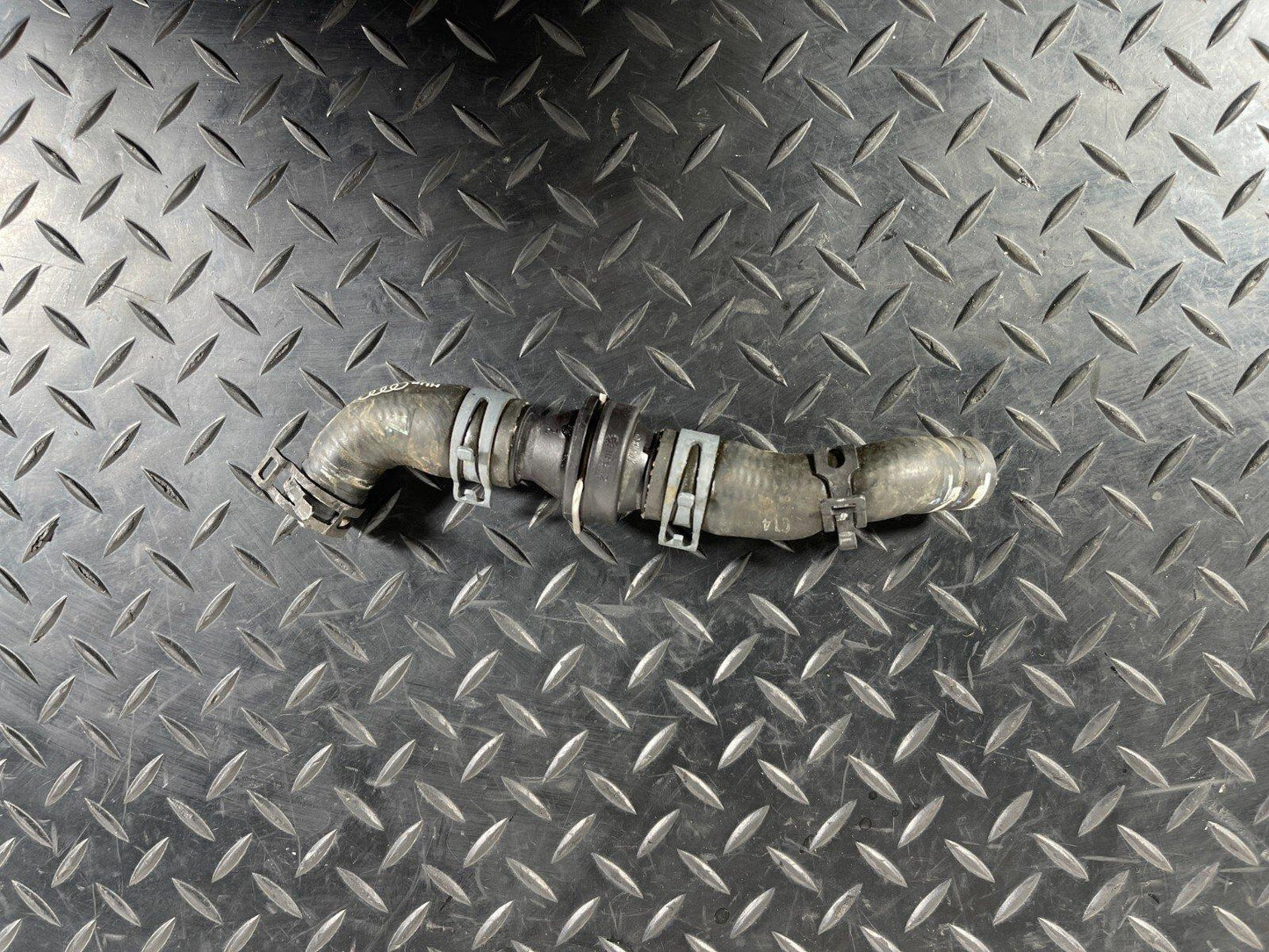 16-23 AUDI A5 F5 SPORTBACK GENUINE WATER COOLANT PIPE 8W0122449M