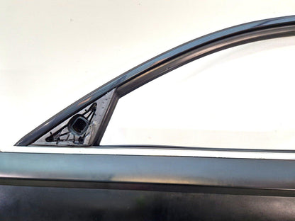 12-18 AUDI A6 C7 GENUINE FRONT LEFT N/S COMPLETE DOOR BLACK (NEEDS REPAINTING)