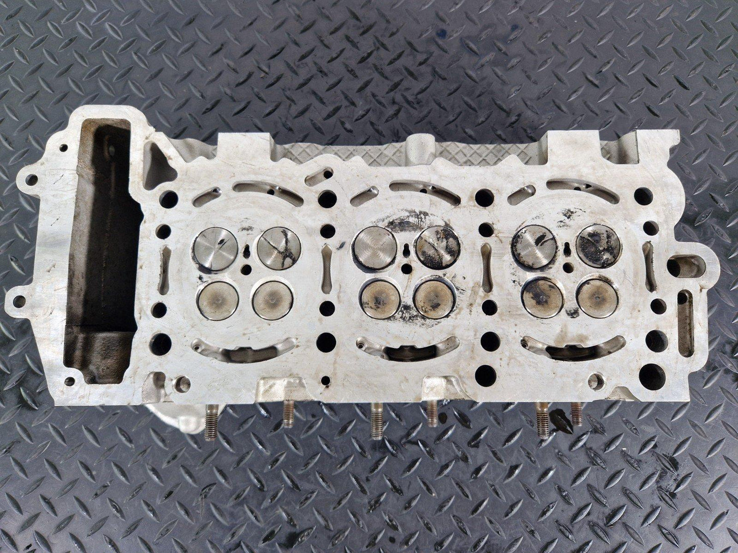 11-19 MERCEDES BENZ ML W166 GENUINE LEFT SIDE ENGINE HEAD A6420103507