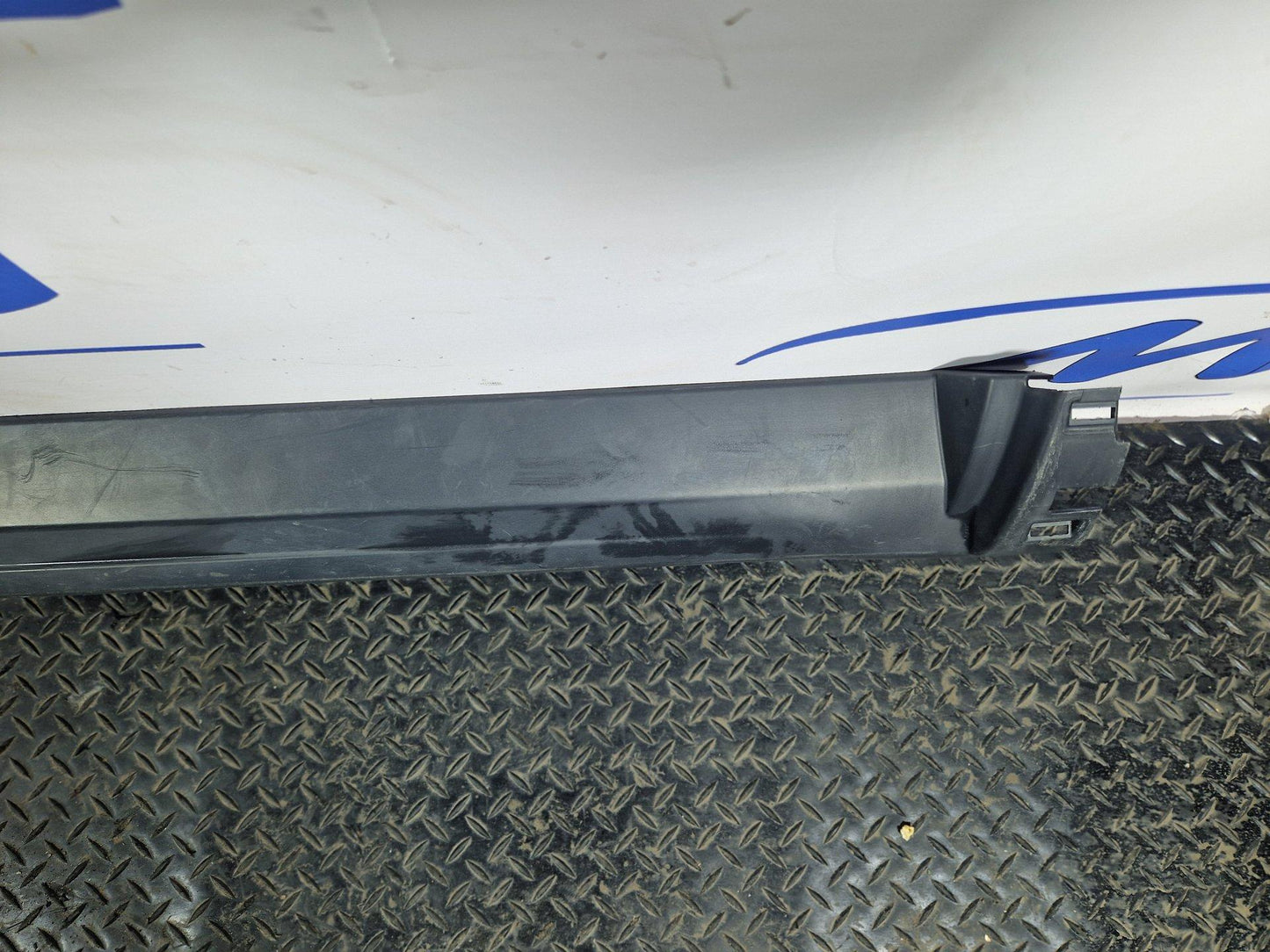 Land Rover Discovery Sport Side Skirt Sill Right Side Genuine FK7210154AD