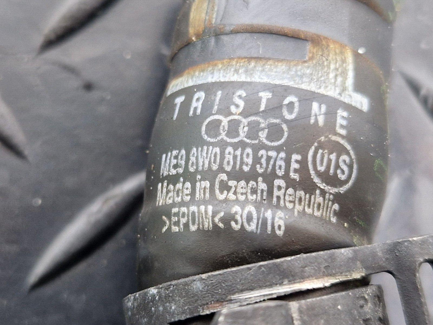 16-19 AUDI A4 AVANT B9 S-LINE OEM WATER COOLANT PIPE 8W0819376E