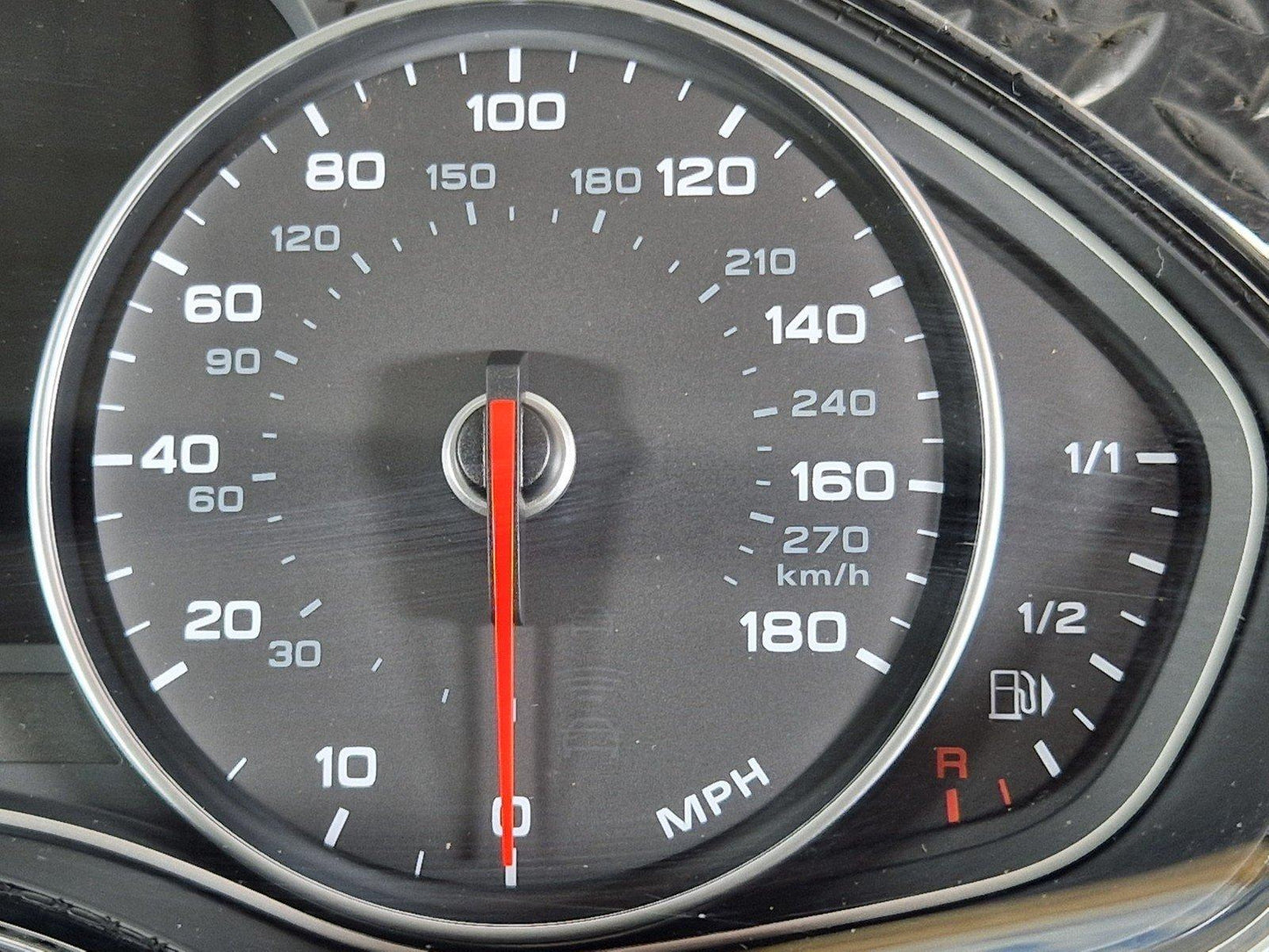 AUDI A7 S7 4G GENUINE SPEEDOMETER INSTRUMENT CLUSTER 4G8920985T