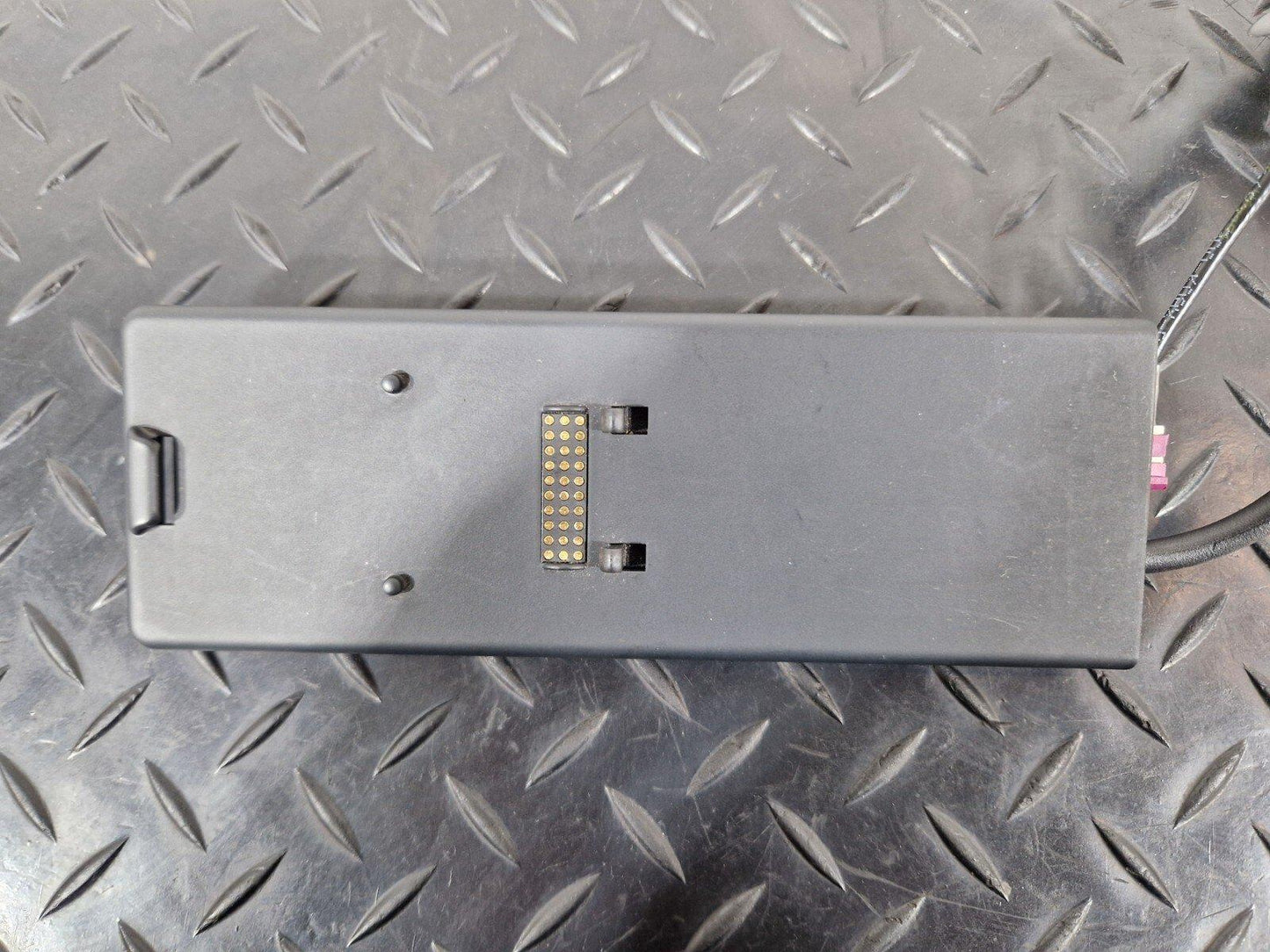 10-18 AUDI A7 4G S-LINE GENUINE PHONE HOLDER DOCKING PANEL UNIT TRAY 4G0971178