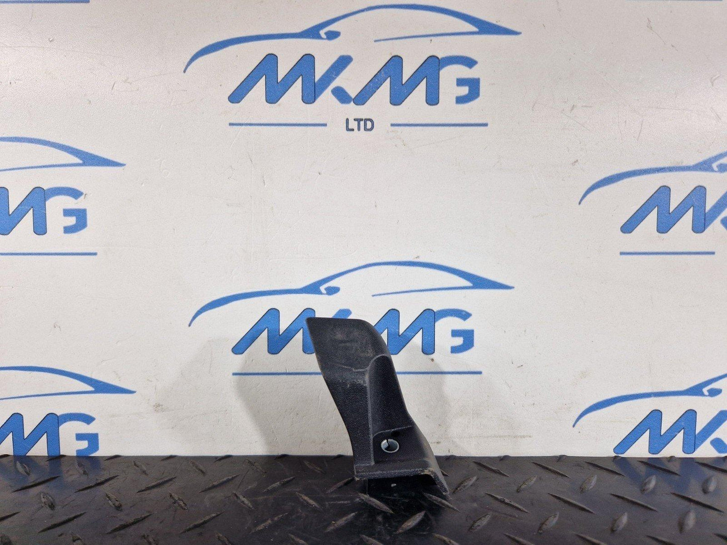 AUDI A5 F5 SPORTBACK S-LINE GENUINE FRONT RIGHT SIDE FENDER COVER 8W6821232A