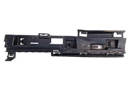 15-22 BMW X1 LEFT SIDE SILL SKIRT MOUNT BRACKET 7332333