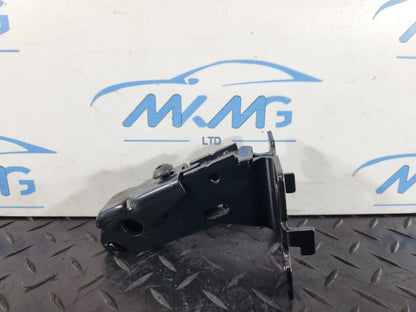 16-19 AUDI A4 B9 GENUINE OEM REAR CENTRE SEAT BRACKET MOUNT 8W0886177A