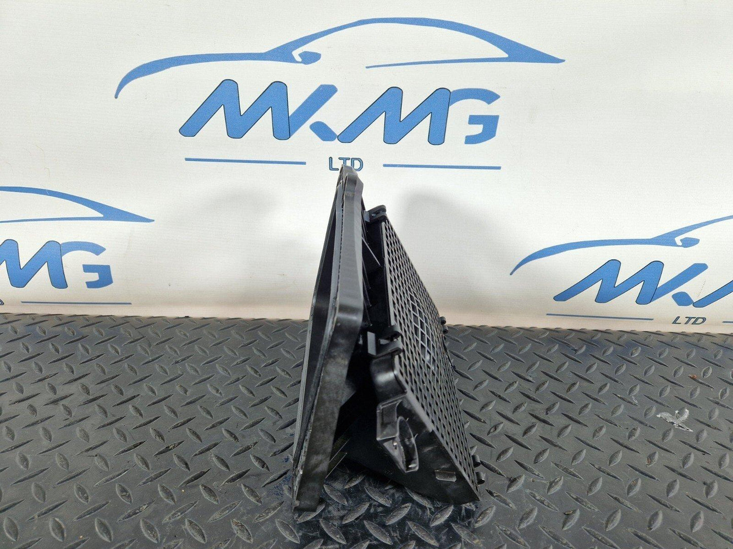 16-24 AUDI A5 F5 COUPE GENUINE FRONT AIR INTAKE DUCT VENT 8W2819904A