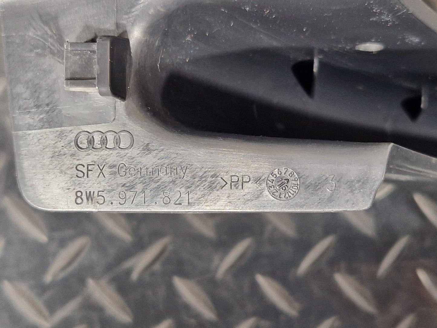 16-19 AUDI A4 B9 GENUINE REAR LEFT BOOT LID HINGE COVER 8W5971821