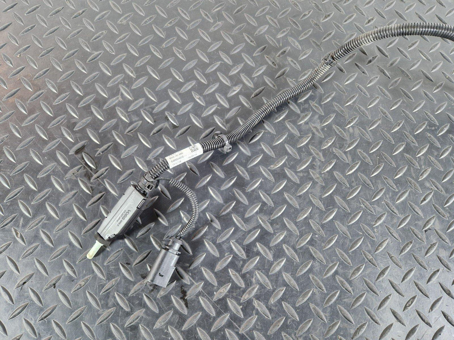 16-19 AUDI A4 AVANT B9 S-LINE OEM ADBLUE TRANSFER LINE 8W0131960