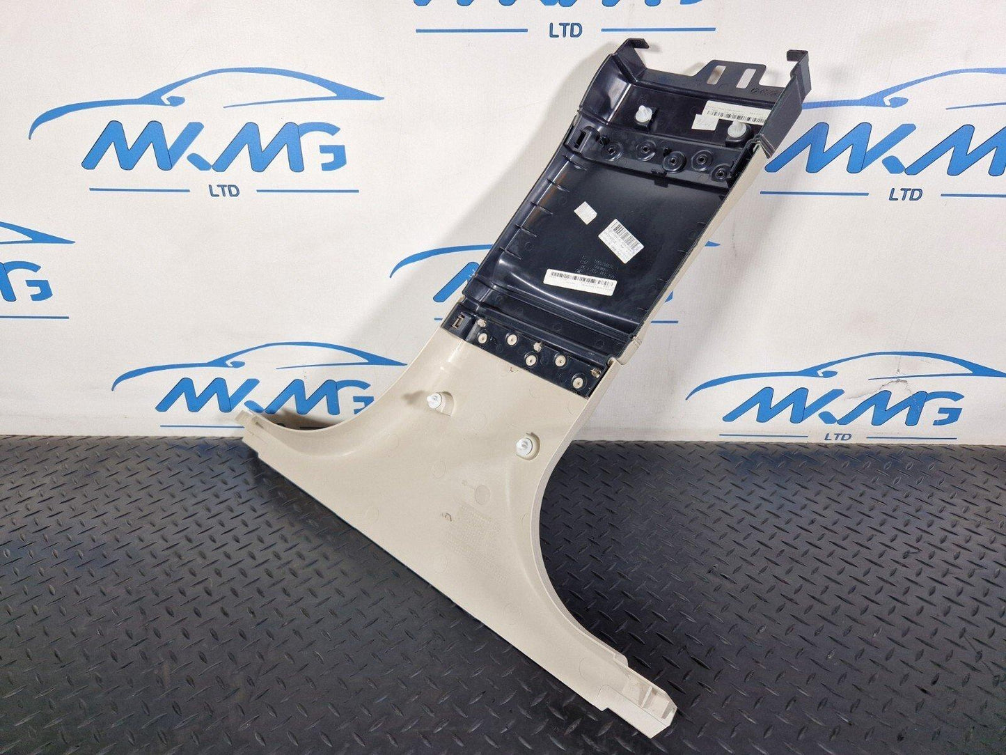 11-18 BMW 6 SERIES F06 LEFT SIDE BOTTOM B PILLAR LEATHER TRIM 7289401