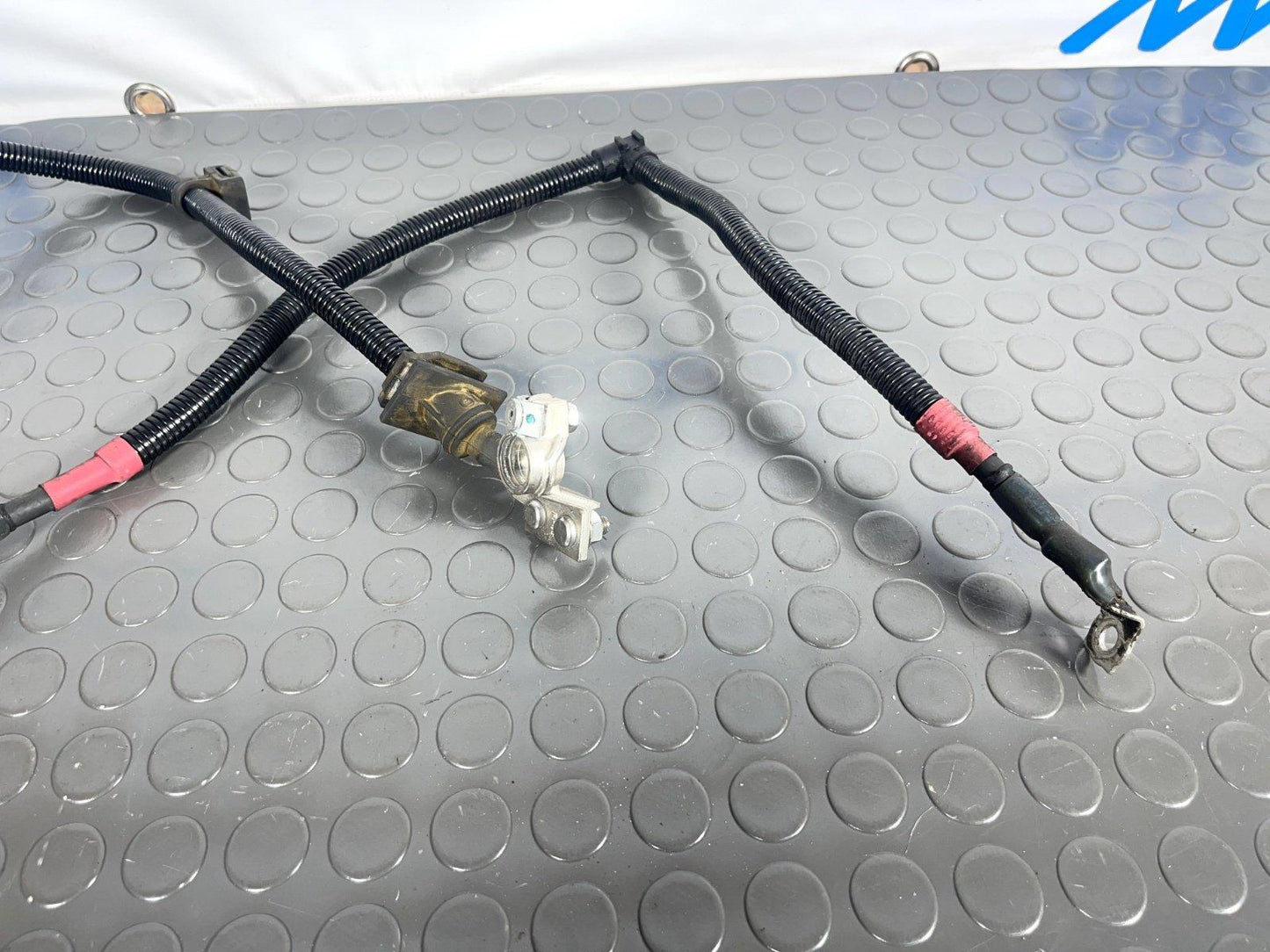 2017 BMW 4 SERIES F32 M-SPORT GENUINE BATTERY CABLE STARTER CABLE 8513157