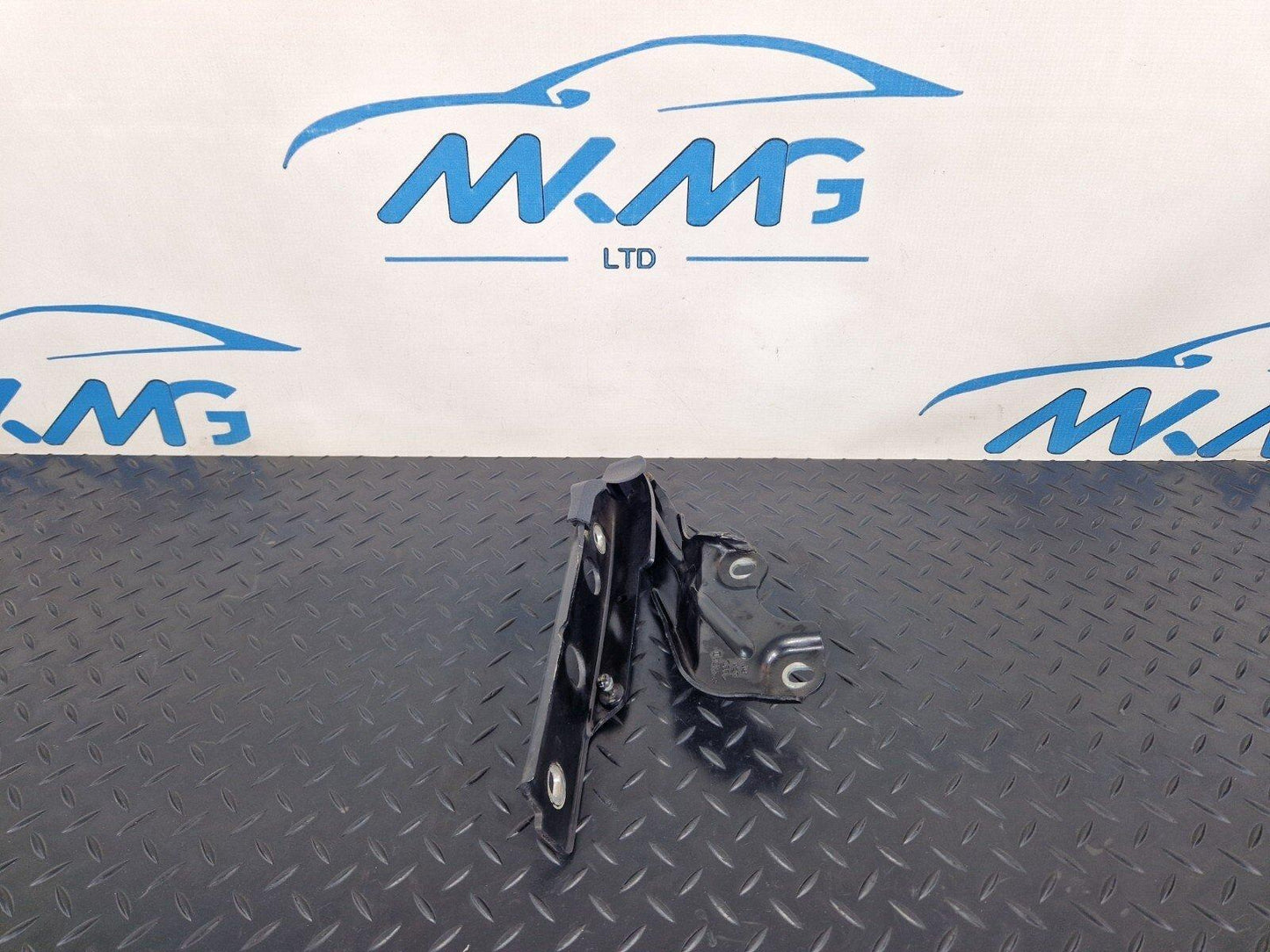 10-18 AUDI A7 4G S-LINE FRONT HOOD BONNET DRIVERS RIGHT SIDE HINGE 4G8823302D