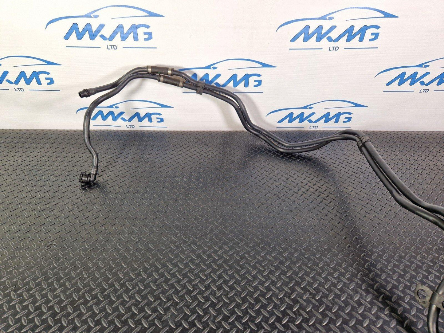 14-21 MERCEDES BENZ C300h W205 WATER COOLANT PIPES HOSE A2055010591