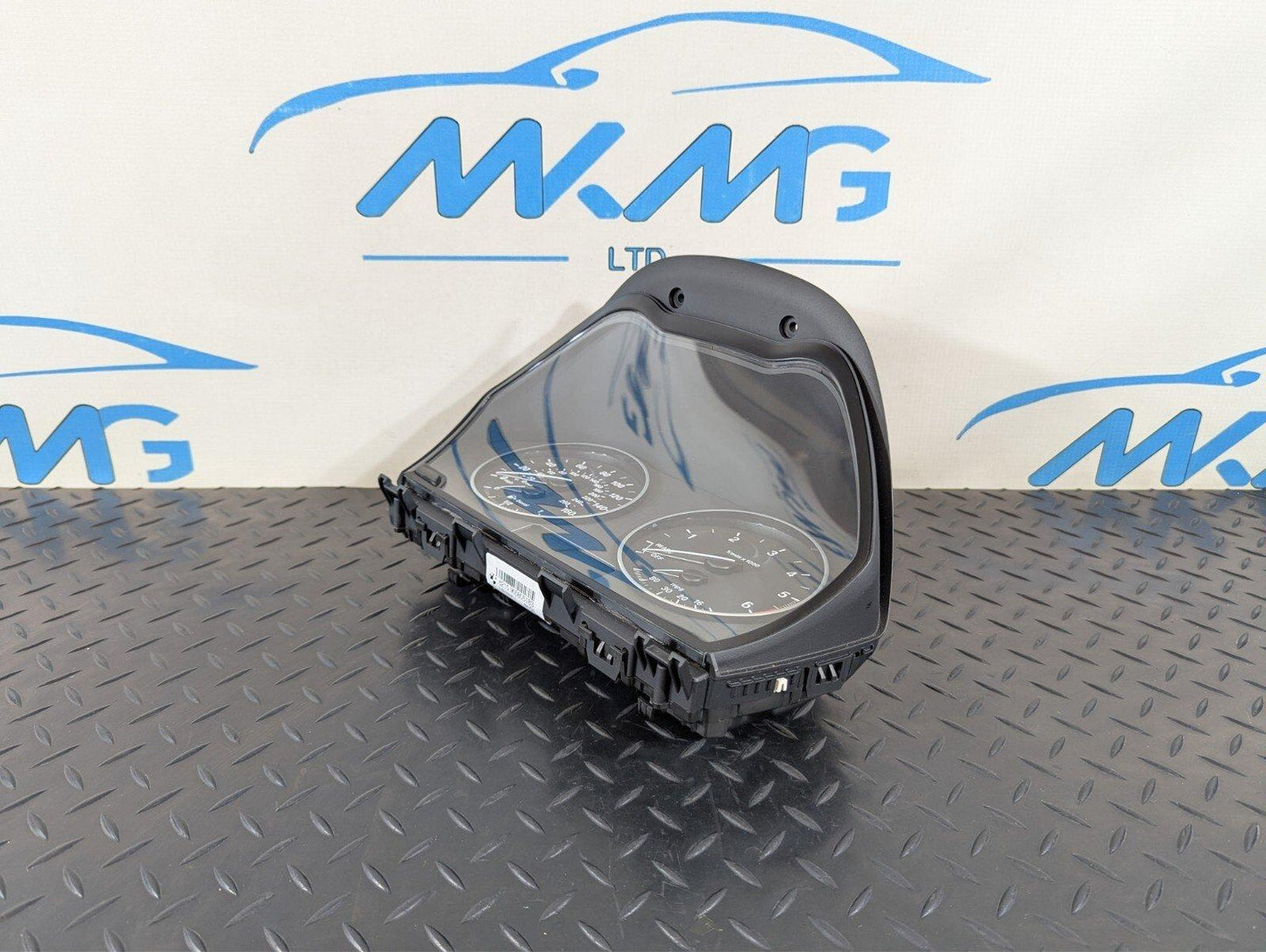 16-22 BMW X1 F48 GENUINE OEM SPEEDOMETER INSTRUMENT CLUSTER 6805183