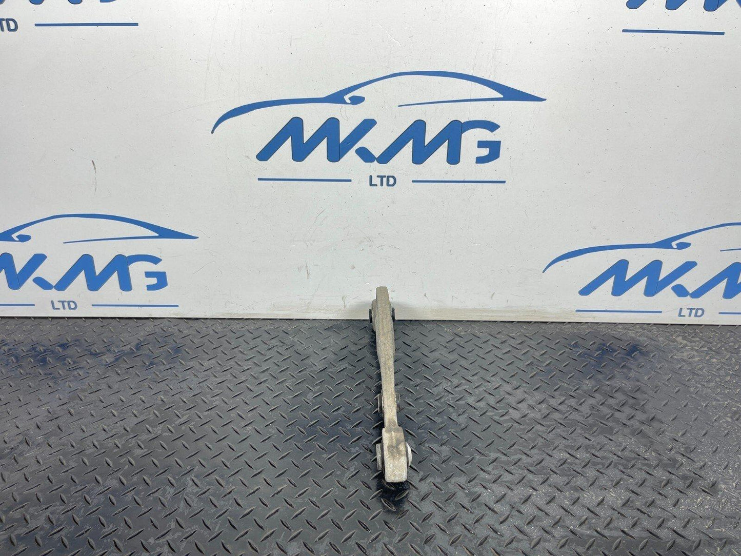 GENUINE AUDI A4 B9 A5 S5 F5 REAR LEFT OR RIGHT CONTROL ARM 8W0505361E