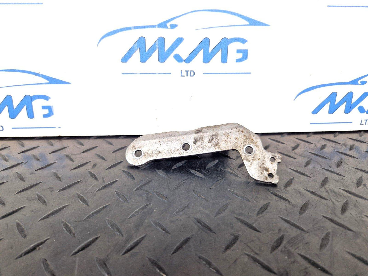 14-21 MERCEDES-BENZ C-CLASS C250D W205 GENUINE MOUNT A6510942227