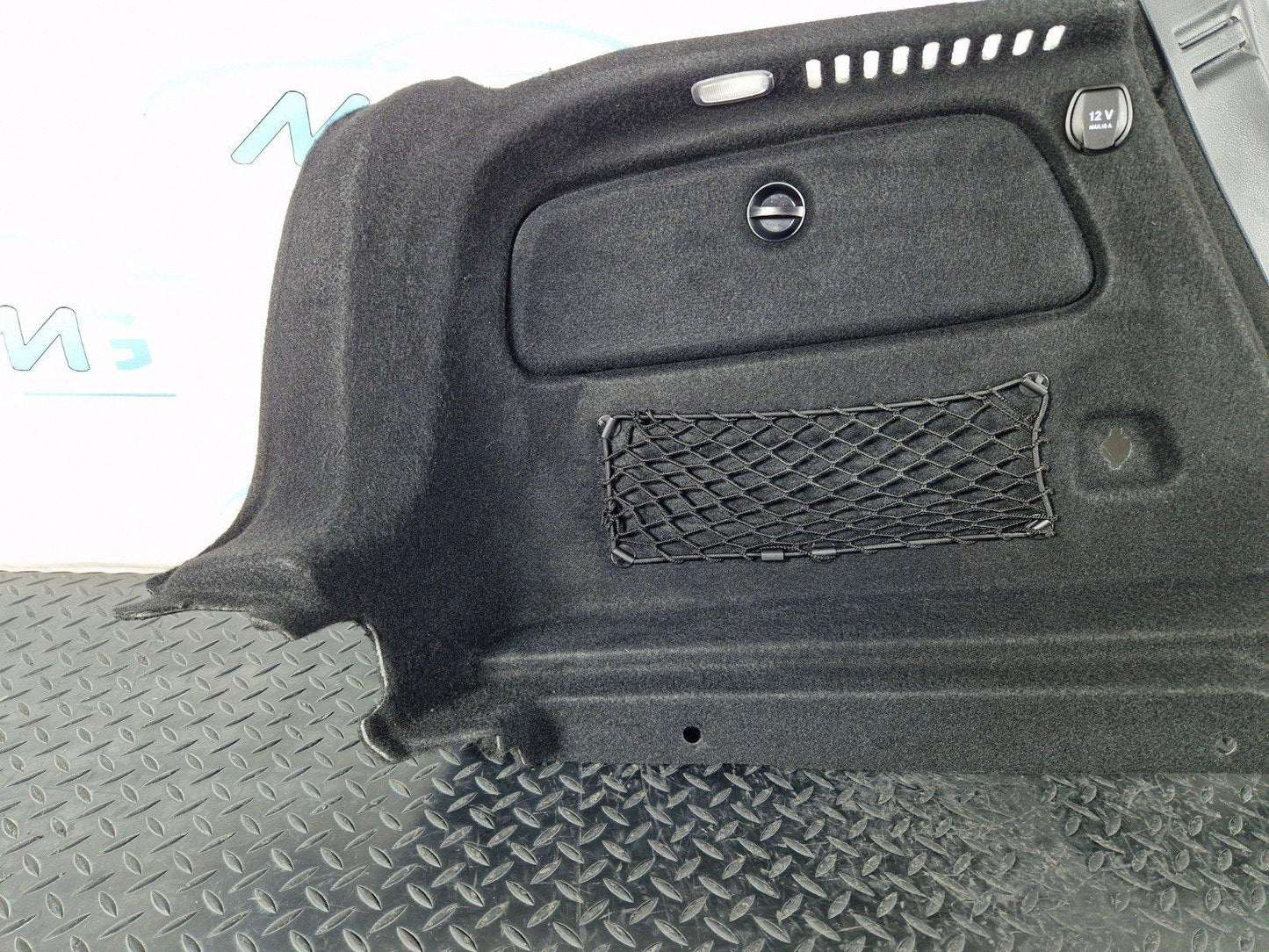 12-18 MERCEDES BENZ W176 GENUINE LEFT SIDE TRUNK BOOT TRIM A1766904700
