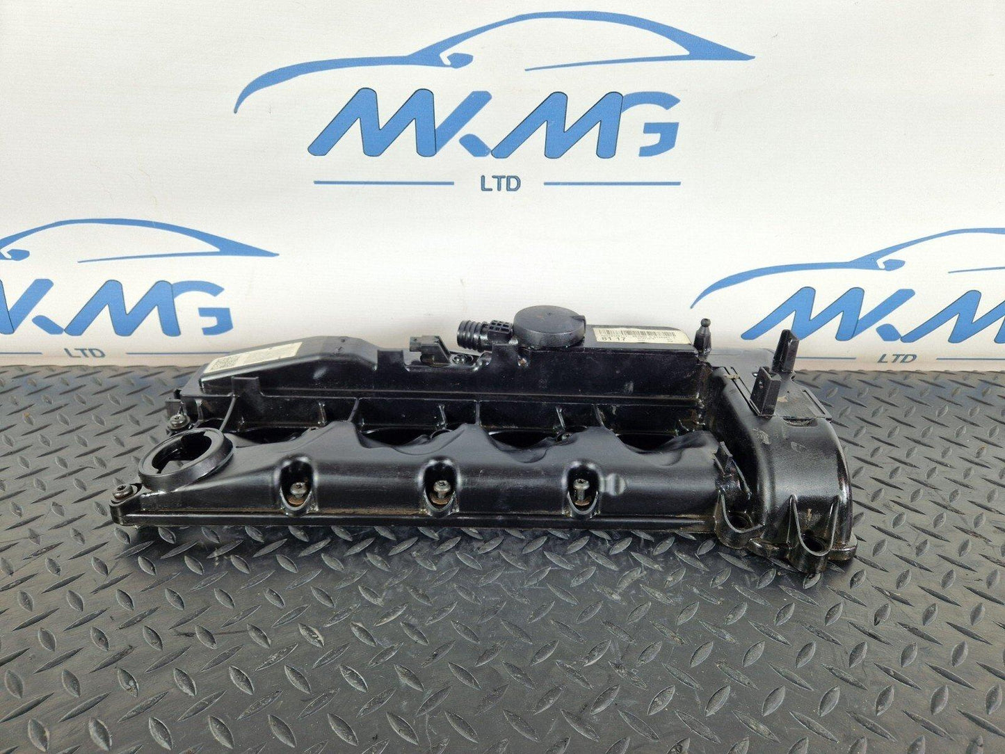 18-ON MERCEDES BENZ SPRINTER W907 ENGINE ROCKER VALVE COVER A6510108918