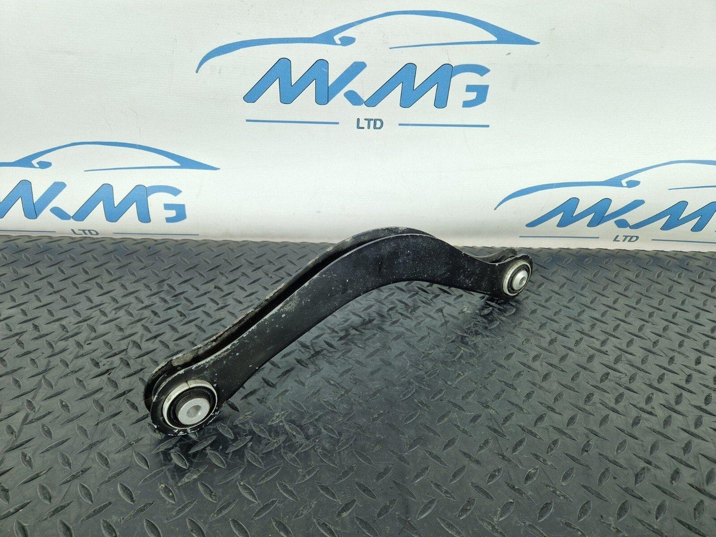 16-19 AUDI A4 B9 GENUINE OEM REAR RIGHT O/S CONTROL ARM 8W0505398F 8W0505371F